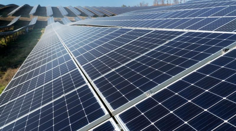 Parafusos para painéis fotovoltaicos: Fornecedor com estoque imediato